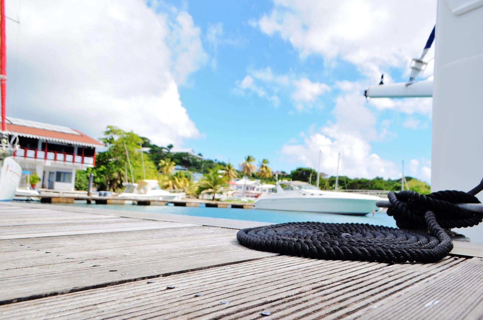Blue Lagoon Hotel And Marina Ltd Kingstown Esterno foto